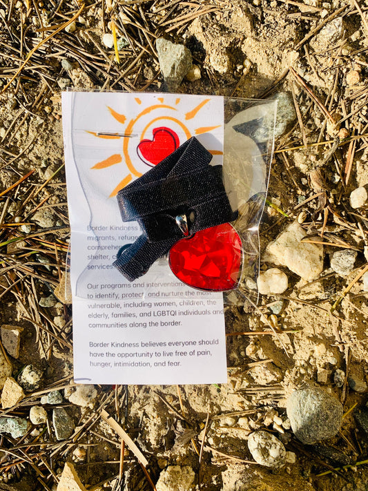 "Have a heart" choker